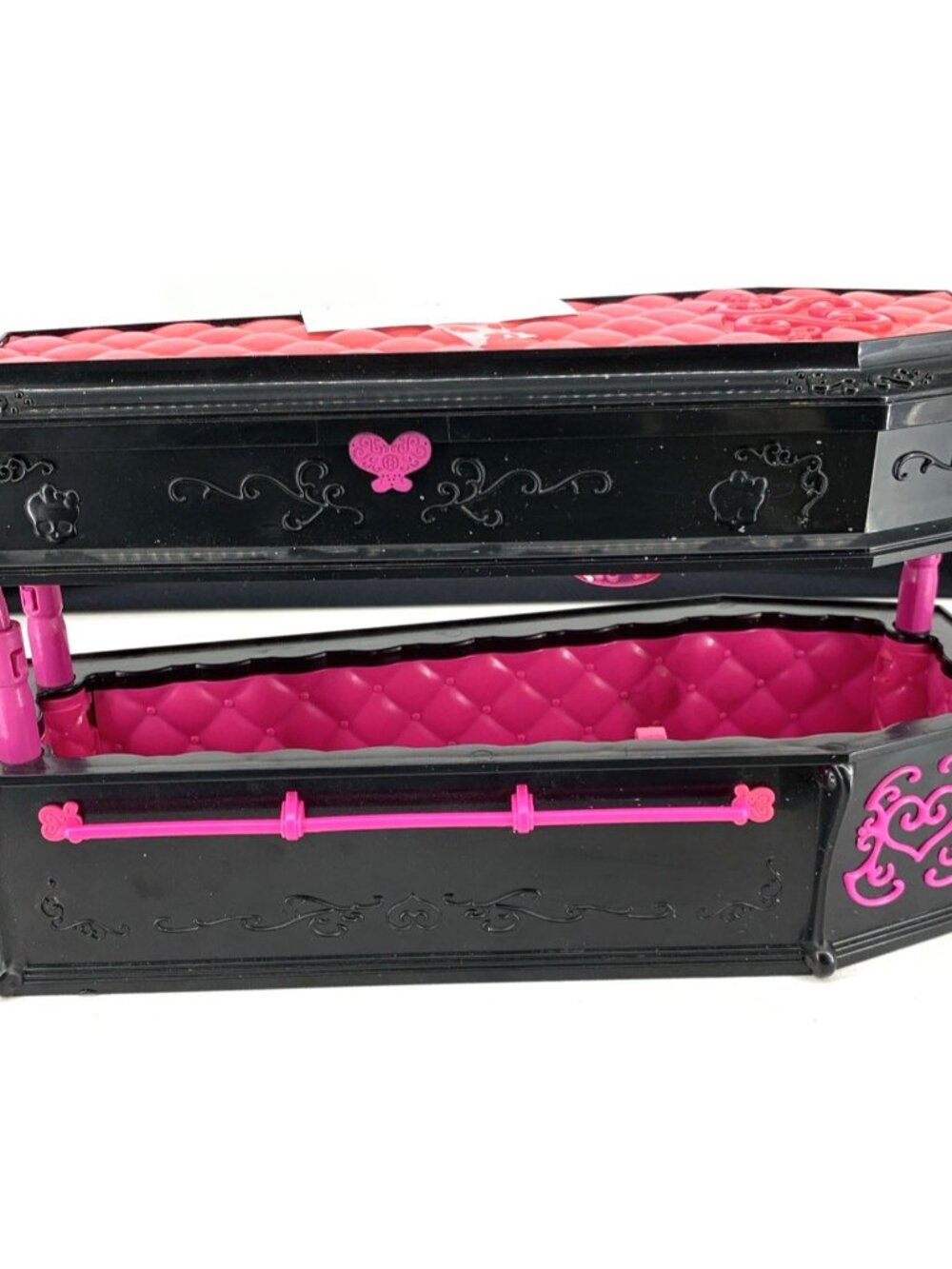 Monster High Doll 2010 Dead Tired Draculaura Jewelry Box Casket Coffin Bed